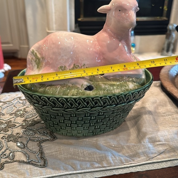 Vintage Portuguese Majolica Ceramic Tureen With Lamb... - Picture 10 of 10